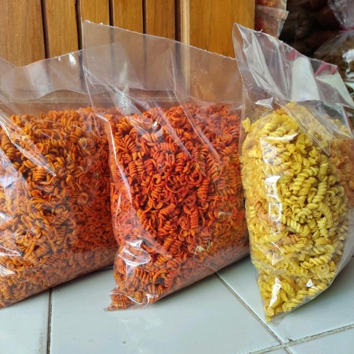 

1kg Makaroni Spiral Pedas Daun Jeruk Balado - Balado