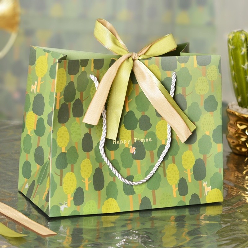 

Variant G-301 -Paperbag - Paper bag - Paperbag Kado - Gift Bag - Premium PaperBag -Kantong Kado - Kantong Souvenir - Tas Kado Premium Souvenir Wedding - Goodie Bag - Paperbag Pita - PaperBag Tas Hadiah - PaperBag Premium Quality - Hadiah Wedding Souvenir