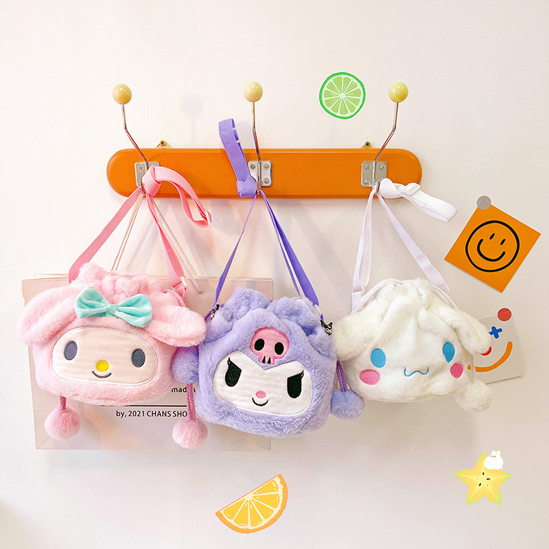 

Kawaii Sanrio Plush Bag Cinnamoroll Handbag Tote Plushie Shoulder Messenger Bags Kuromi My Melody Stuffed Makeup Handbag Gift