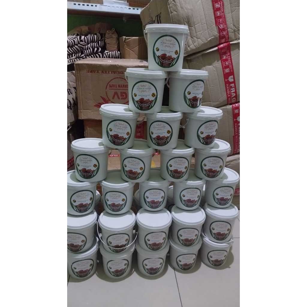 

KURMA EMBER AL QASIM KURMA AL QASEEM PREMIUM