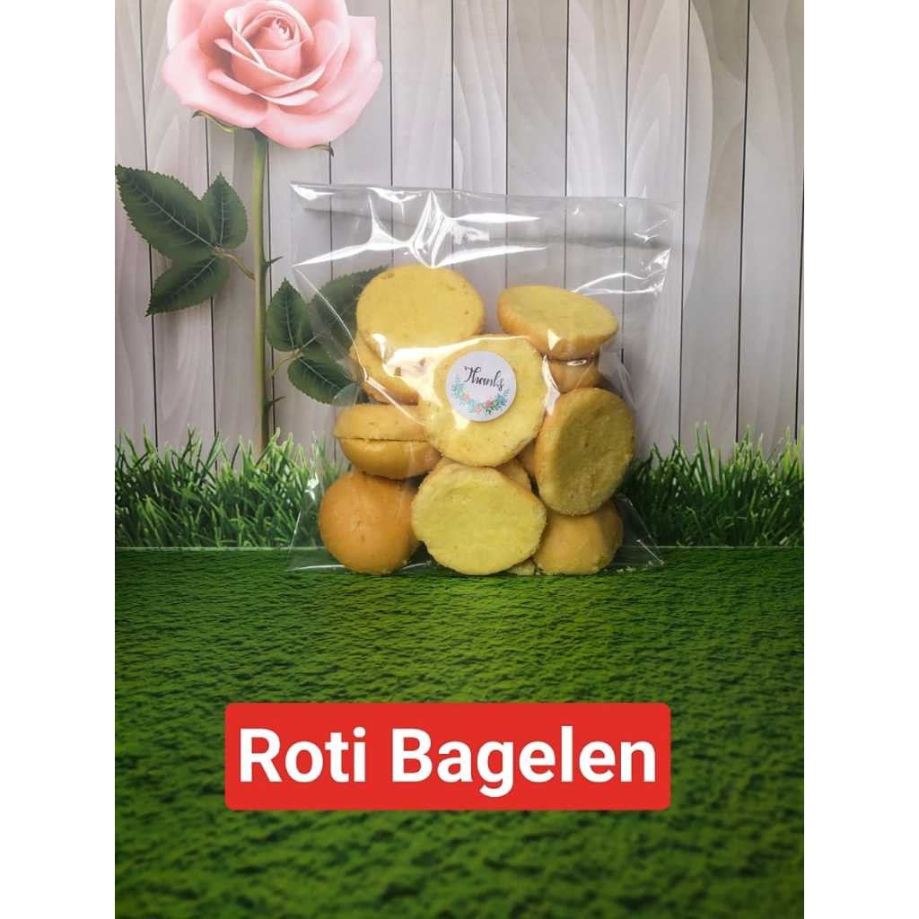 

Roti Bagelen berat 500 gram cocok untuk minum teh atau kopi