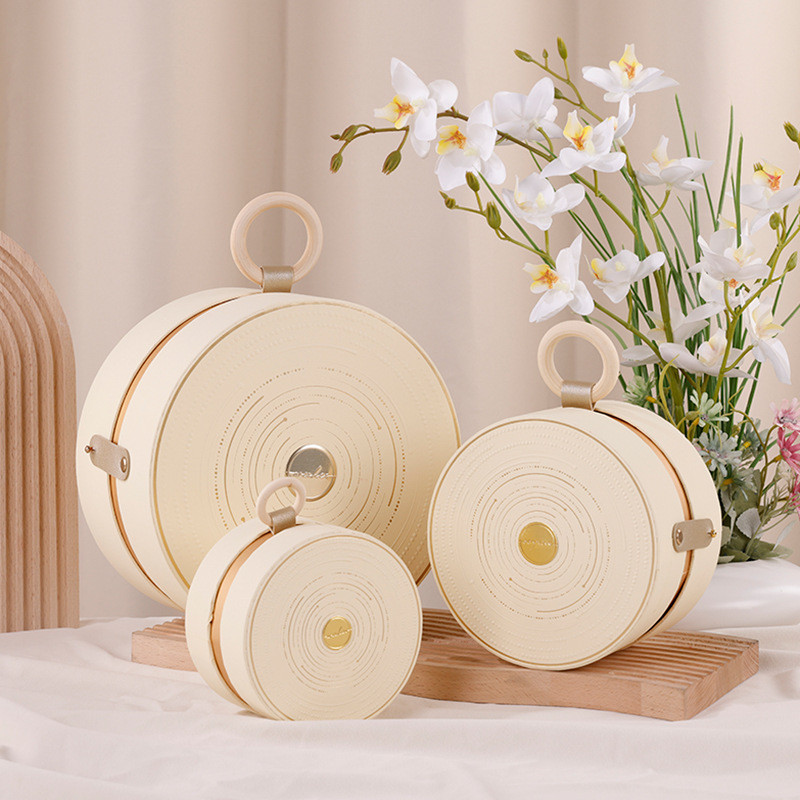 

Box Tabung Jinjing Imlek Cream Tas Hampers Chinese New Year Packaging Souvenir Gift Parcel CNY