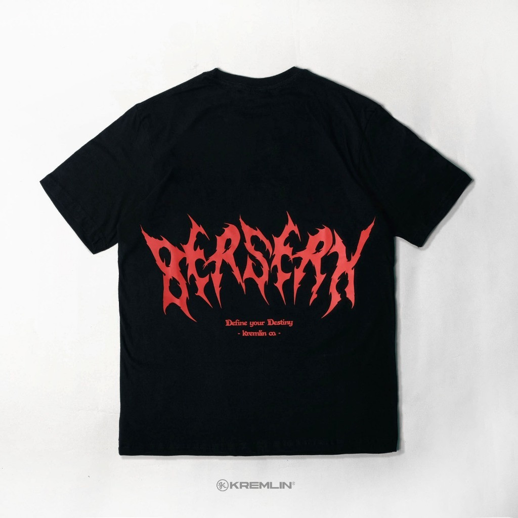 KREMLIN T-Shirt Kaos Black - GUTS