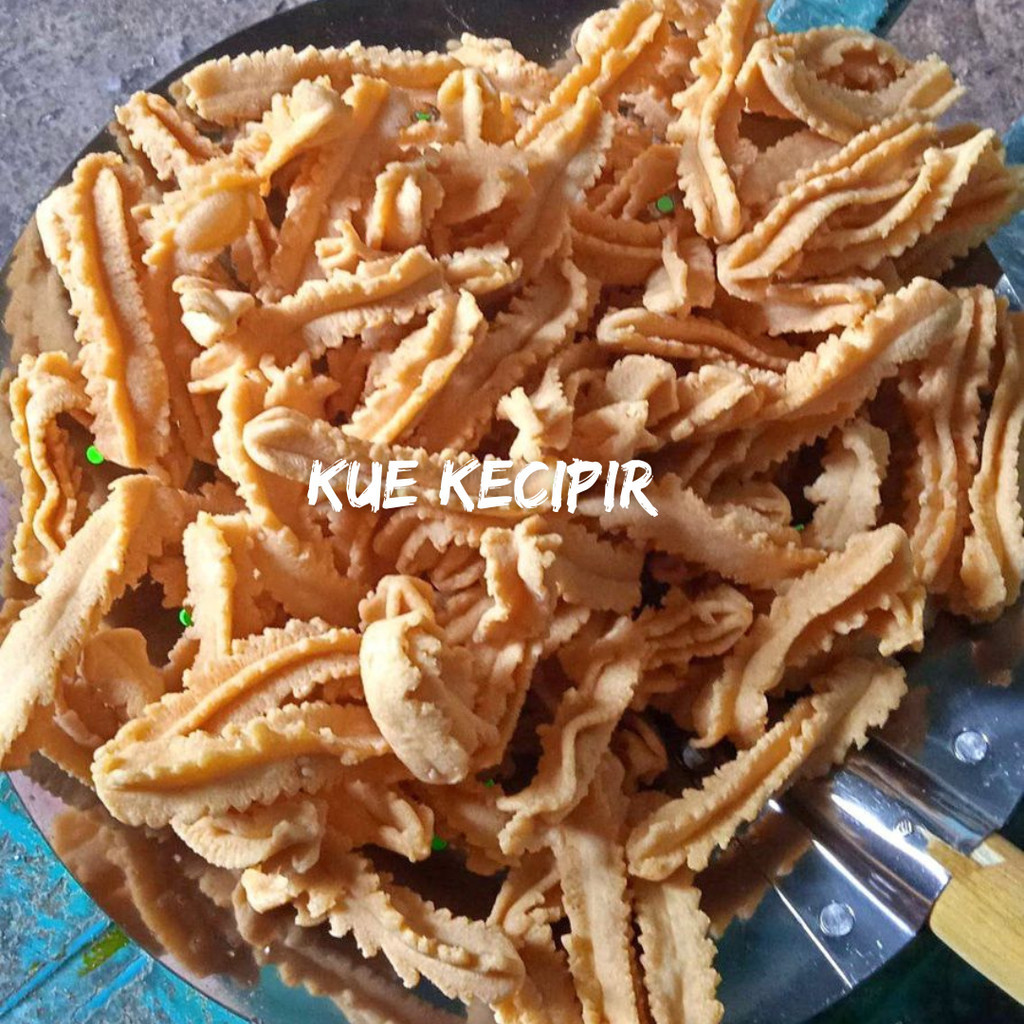 

TERMURAH BARU kue akar kelapa asin gurih kecipir snack kecipir cookies 1kg KECIPIR / CHURROS