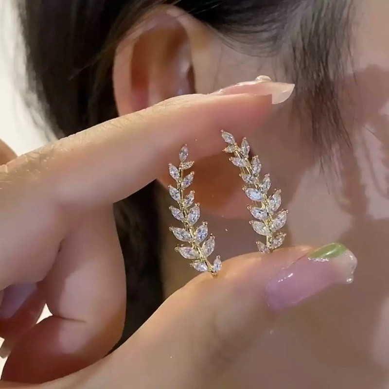 Anting Emas Leaf Gold 10K Semar Nusantara