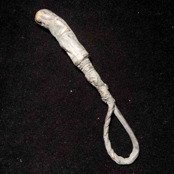 Barang Antik Cemeti Amarasuli Kuningan Antik Murah BM12333