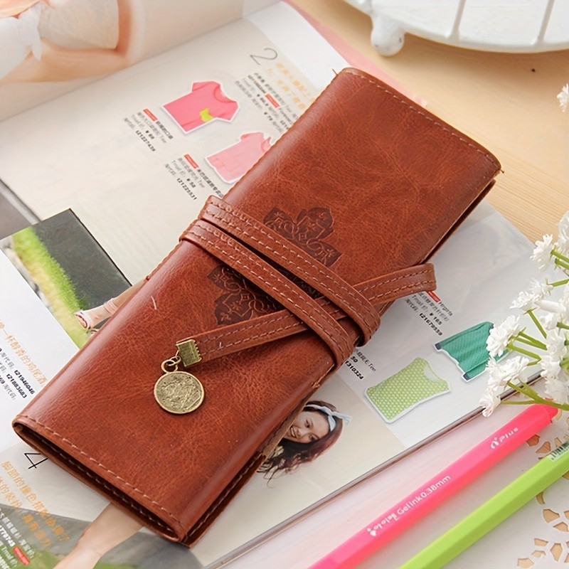 

1Pcs Vintage Retro UP Leather Roll Pencil Case Twilight Saga Cosmetic Roll Bag for Women Gifts Stationery Brush Makeup Supplies