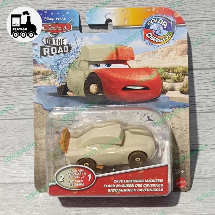 XMCH Disney Pixar Cars Diecast - COLOR CHANGERS CAVE LIGHTNING MCQUEEN