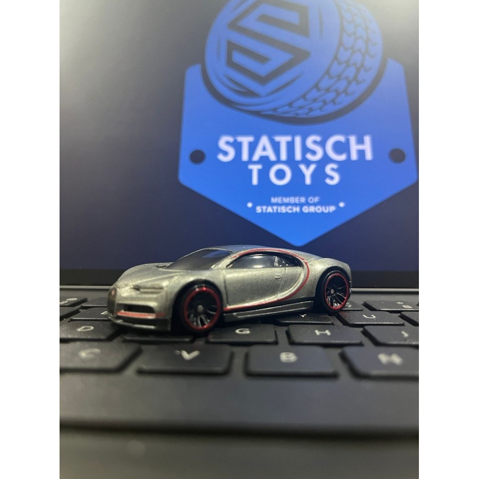 Hotwheels 16 Bugatti Chiron Zamac Factory Unrivet Hot Wheels