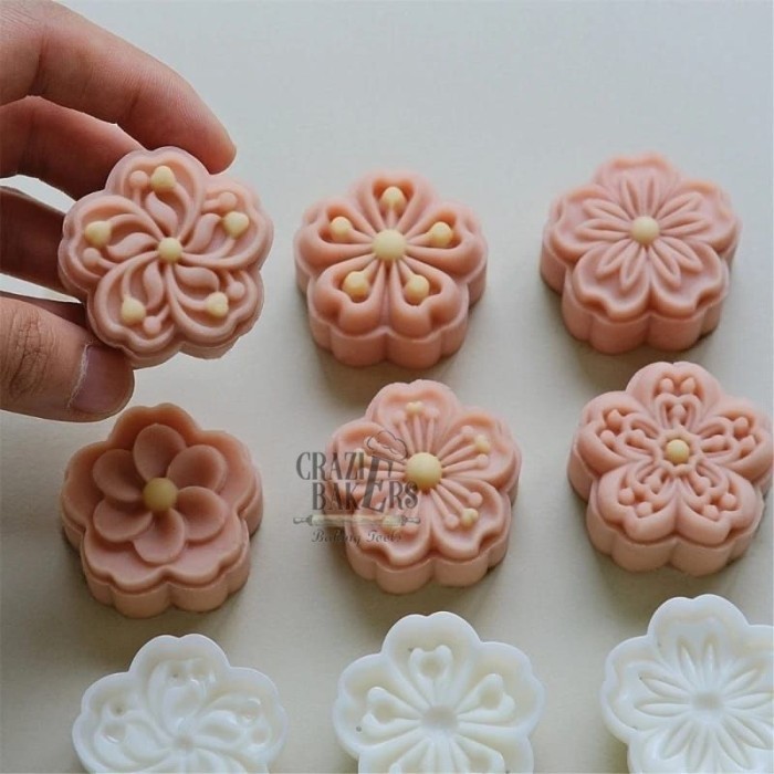 Cetakan Kue Bulan Nastar Bunga Cherry Blossoms Mooncake Mold 25 g/50 g - 25 gr