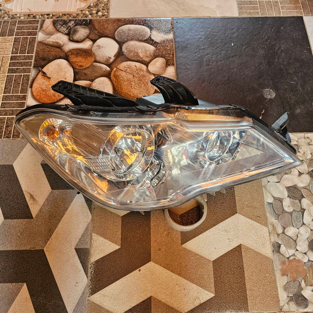 Original Headlamp Reflektor Lampu Depan Mobil Wuling Hongguang S1 Sebelah Kanan Set Mika