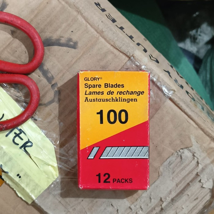 

PROMO ONGKIR [12 pack] GLORY Isi Cutter Refill Pisau Kater Besar Kecil L150