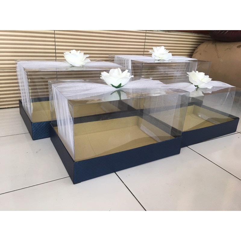 

Kotak Hantaran Seserahan Mika Karton Tebal