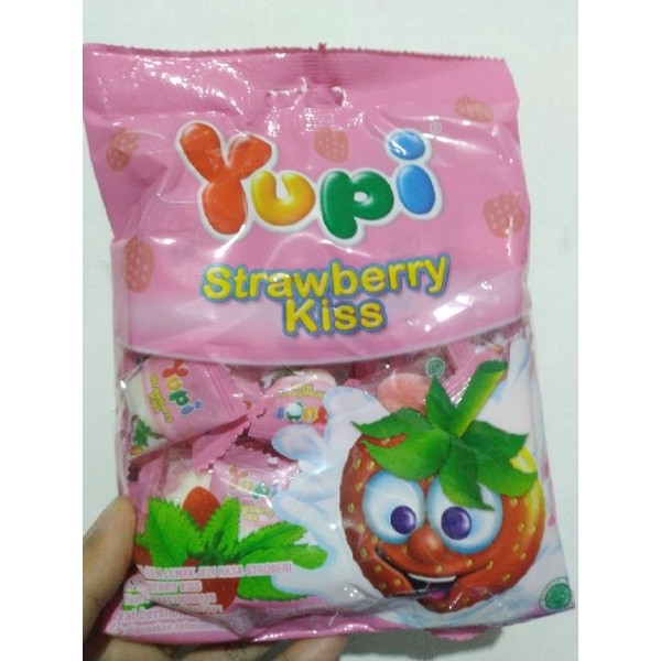 

Permen Yupi kiss pink 120g - BON