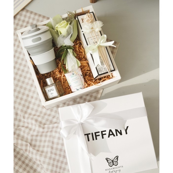 

[Best Seller] JEJU - Hampers Ulang Tahun/ Birthday Gift/Hampers Wisuda /Anniversary