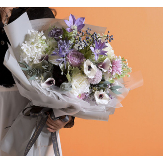 

KERTAS BUKET BUNGA CELLOPHANE MOTIF LOVE UNTUK ANNIVERSARY/ULANG TAHUN/ VALANTINE FLOWER WRAPPING PAPER KB025