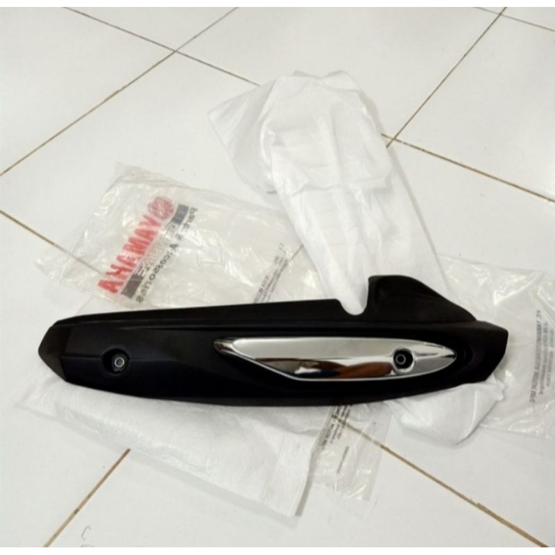 COVER KNALPOT XEON KARBU SET ORI Yamaha 100%
