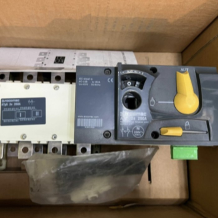 Cos Socomec ATys 3S 4P 125A Motorize Original