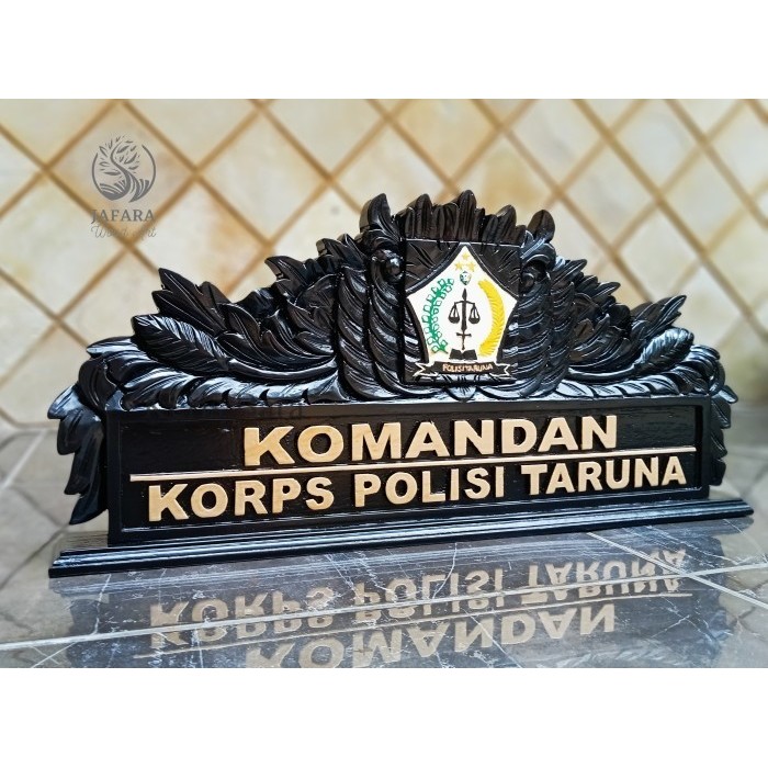 

papan nama kayu untuk meja kantor dan jabatan custom logo dan nama KB12134