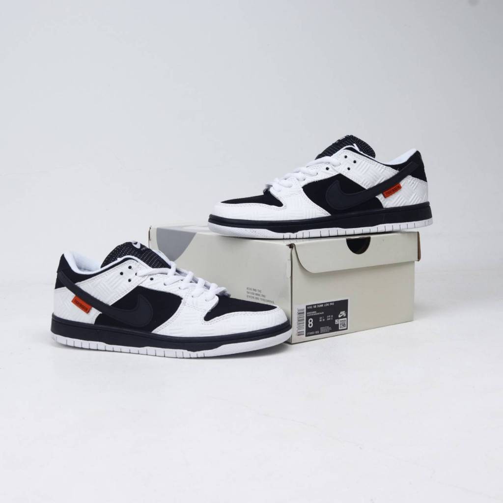 Sneakers Nike SB Dunk Low Tightbooth