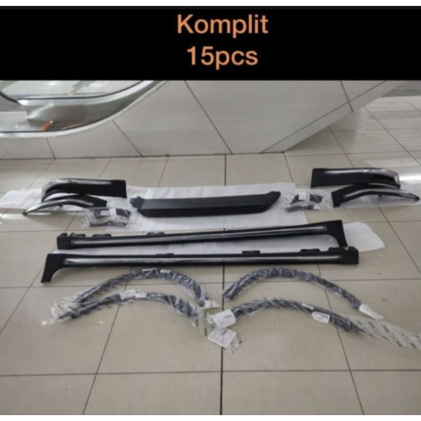 Bodykit Innova Venturer 2016 - 2020 ORIGINAL