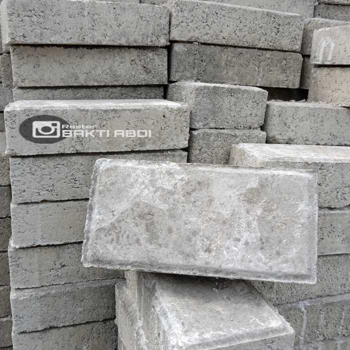 AU paving block 21x10,5x6 K300