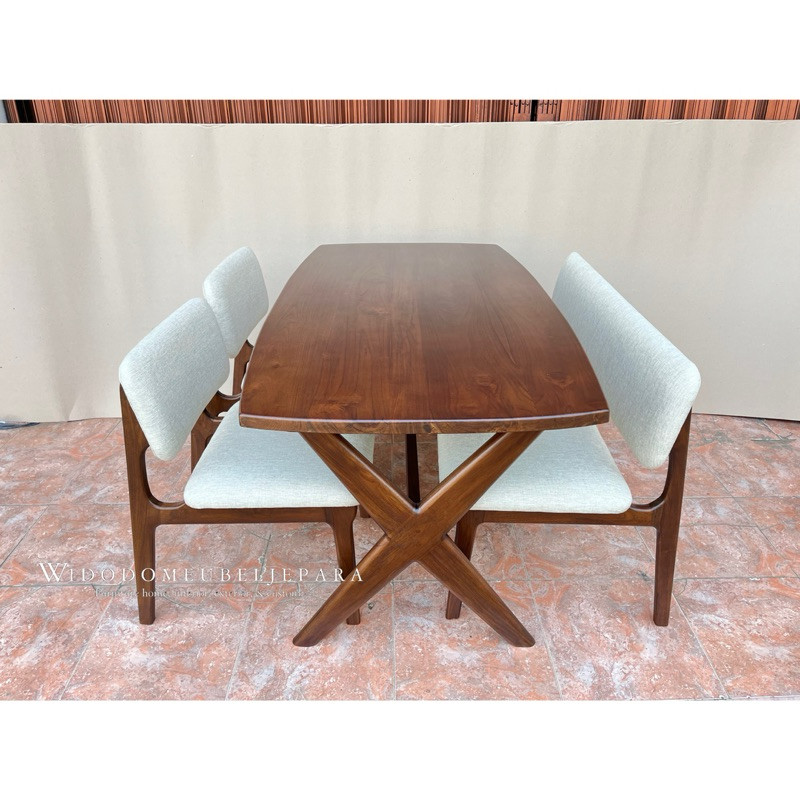 Meja makan minimalis sofa elegan