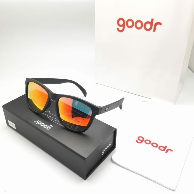 Kacamata Hitam GOODR - POLAROID - AO