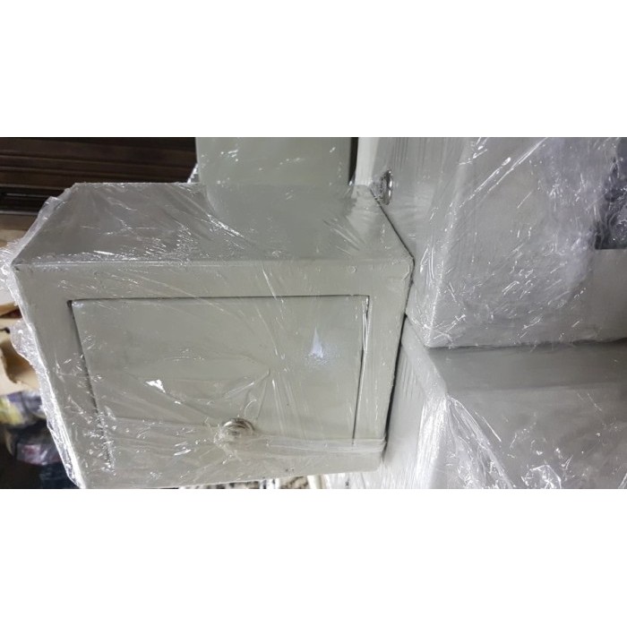 

Box Panel 17x20x12