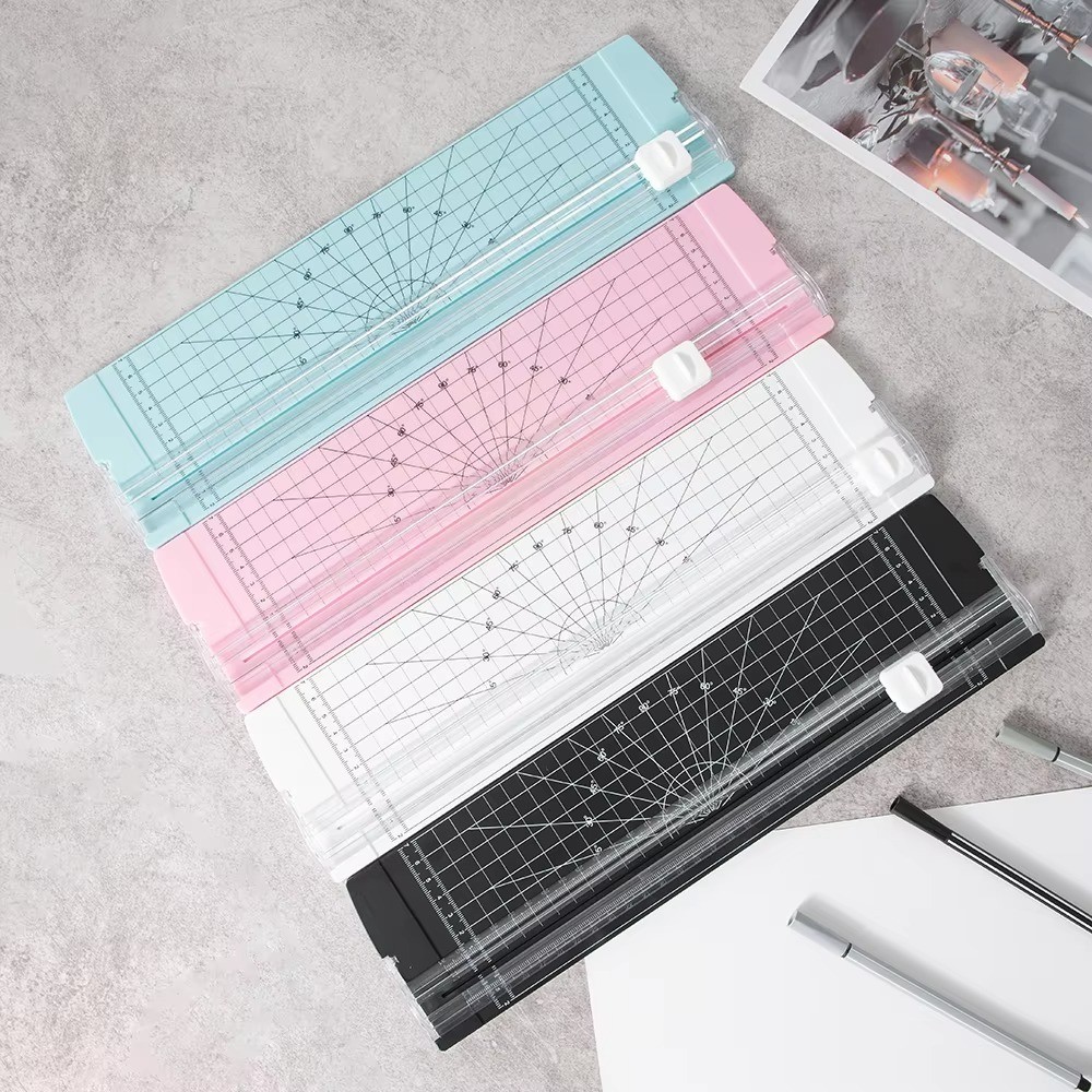 

Manual A4 Paper Cutter Bidirectional with Pull-out Ruler Cutting Mat Machine A4 Paper Cutting Guillotine