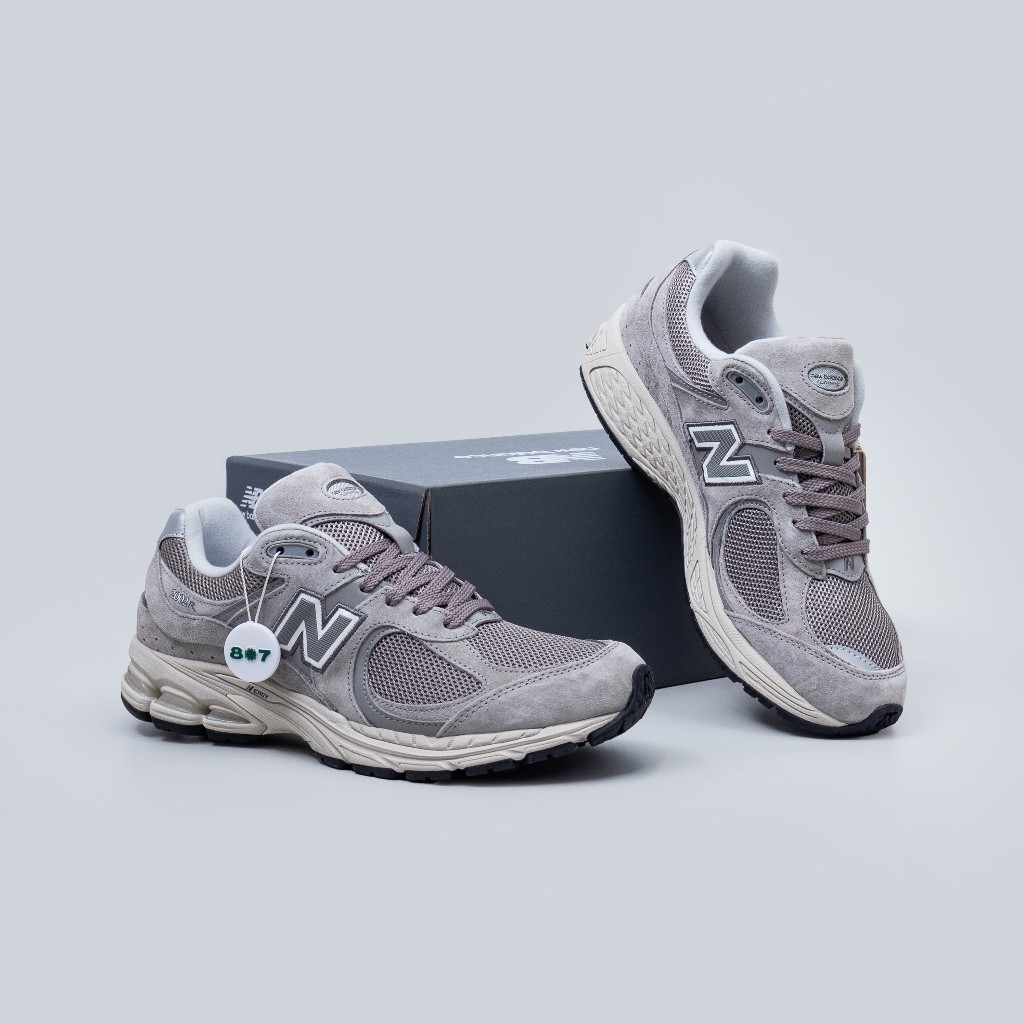 New Balance 2002R Marblehead