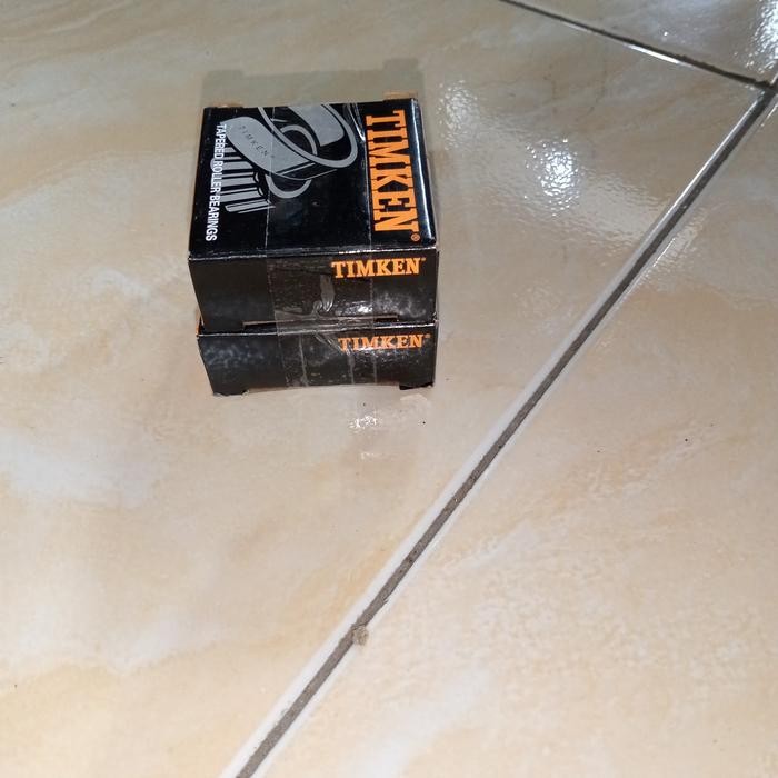 SALE laker roda/ bearing depan Mercedes Benz W115