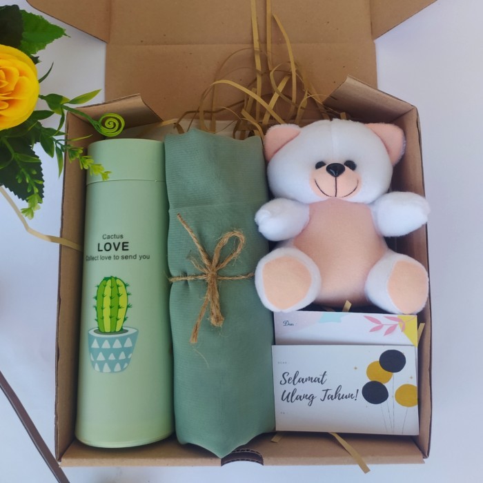 

[Best Seller] Hampers kado ulang tahun cewek anniversary / hadiah / souvenir - Hijau