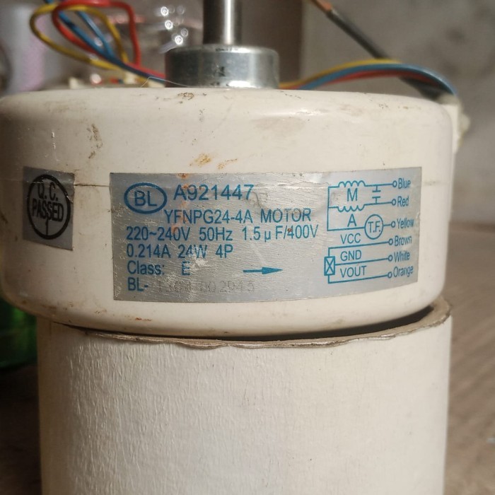 D90 Motor Fan Indoor AC Panasonic A921447 YFNPG24-4A MOTOR 220-240V 50Hz 1.5uF 400V 0.214A 24W 4P CL