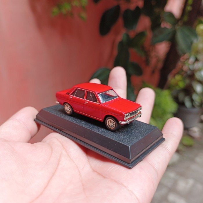 Konami 1/64 Nissan Bluebird SSS P510 1968 Loose Miniscale Miniatur Mainan Diecast