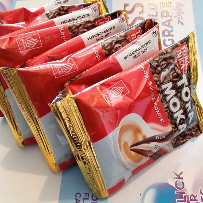 

TORA BIKA TORA MOKA KOPI SUSU & COKELAT 1 RENTENG ISI 10 PCS