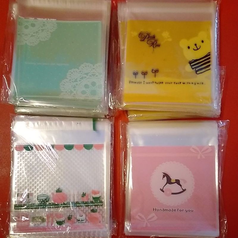 Plastik Motif packaging  ada perekatnya  isi 100 pcs/Plastik Roti Motif/Plastik Opp