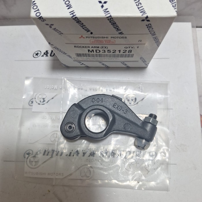 Roker arm rocker arm Ex pelatuk klep L300diesel L039 Bearing