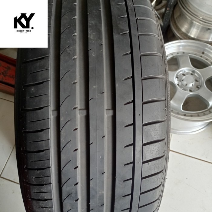 Ban mobil Accelera 245/40R20 245/40/20 R20 R 20 PHI R