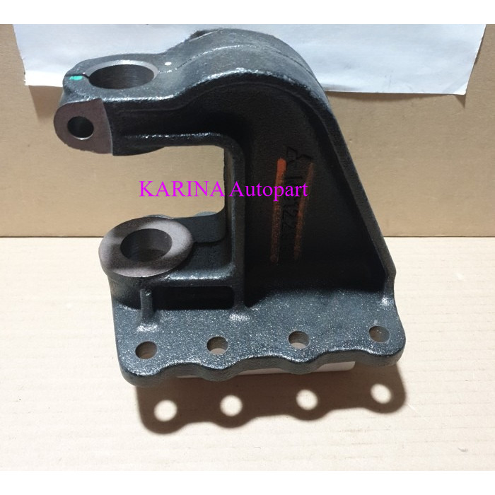 HANGER UTAMA BELAKANG BAGIAN DEPAN MITSUBISHI CANTER ORIGINAL MC122991