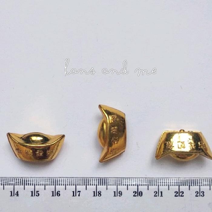 Hiasan Uang Emas Souvenir Parcel