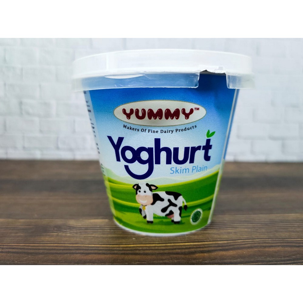 

YUMMY YOGHURT SKIM PLAIN 100ML