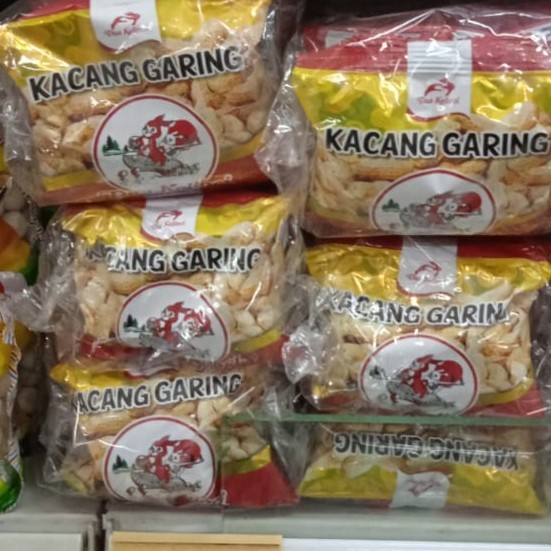 

Kacang Garing Dua Kelinci 16gram 10s DIJUAL PER RENTENG