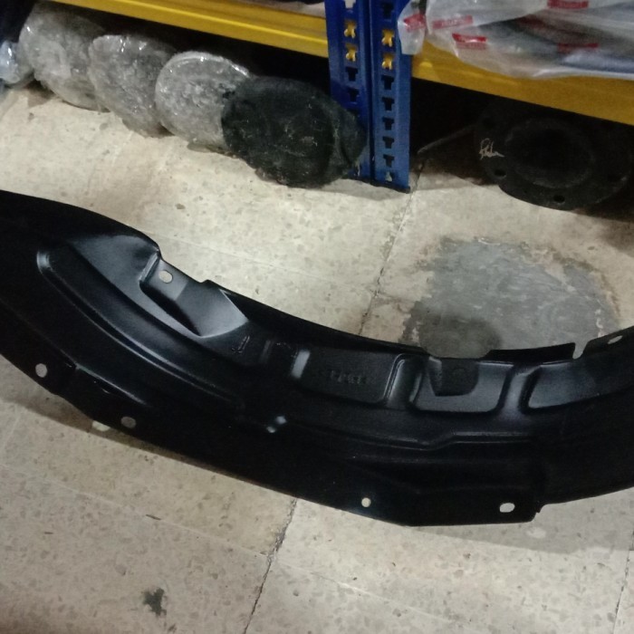 liner fender isuzu panther capsule