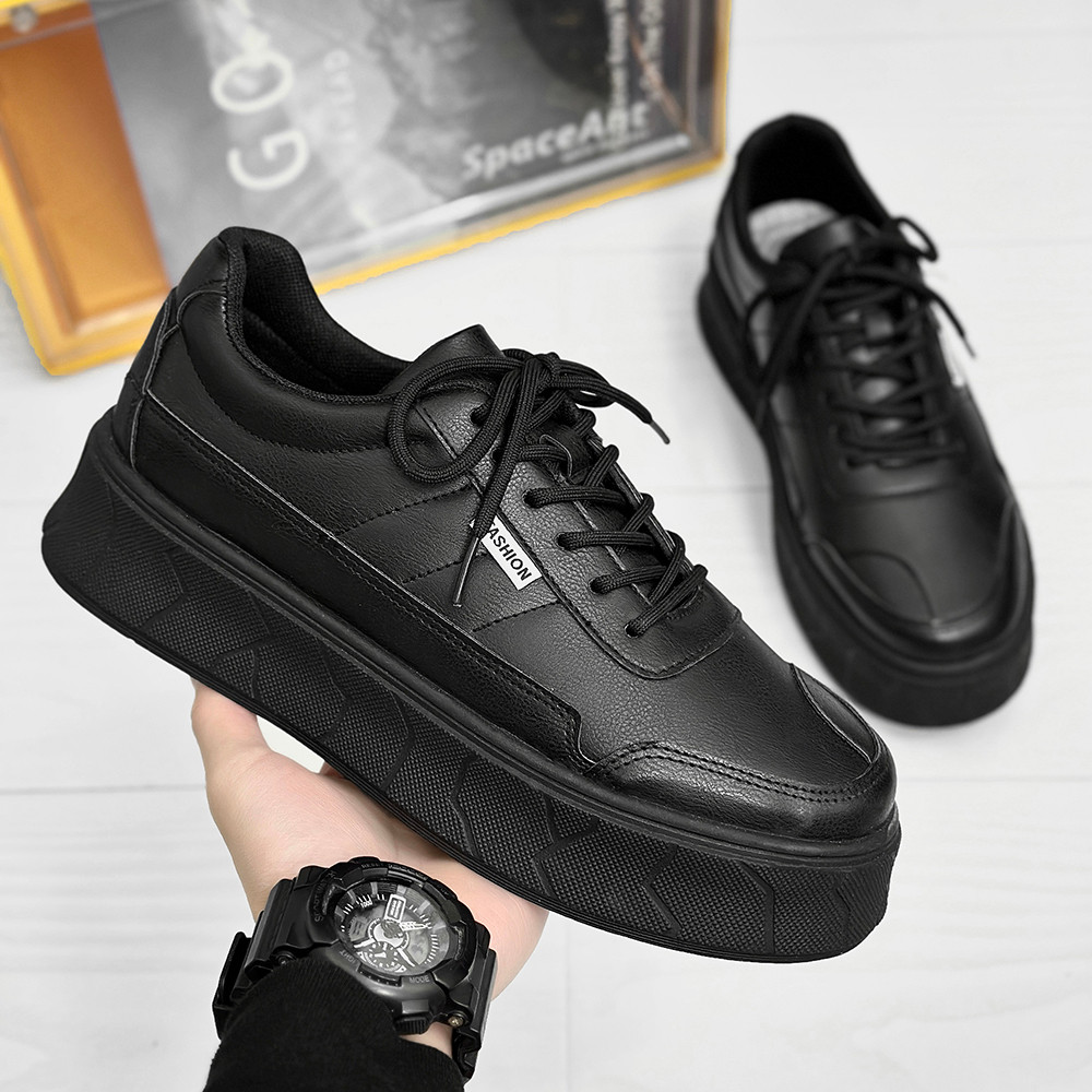 Leather Men Skateboarding Shoes White Casual Shoes Platform Running Sneakers Breathable Lightweight 