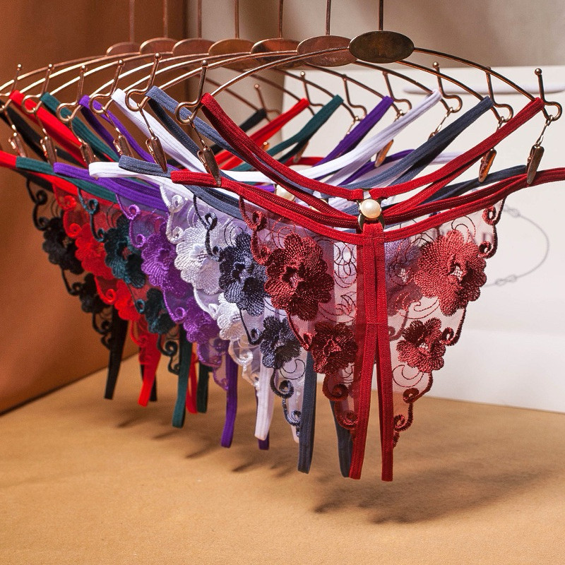 CD Thong sexy open crotch lace mutiara celana dalam C05