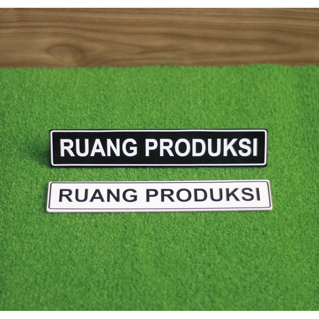akrilik papan nama ruangan   ruang produksi bahan akrilik 2mm