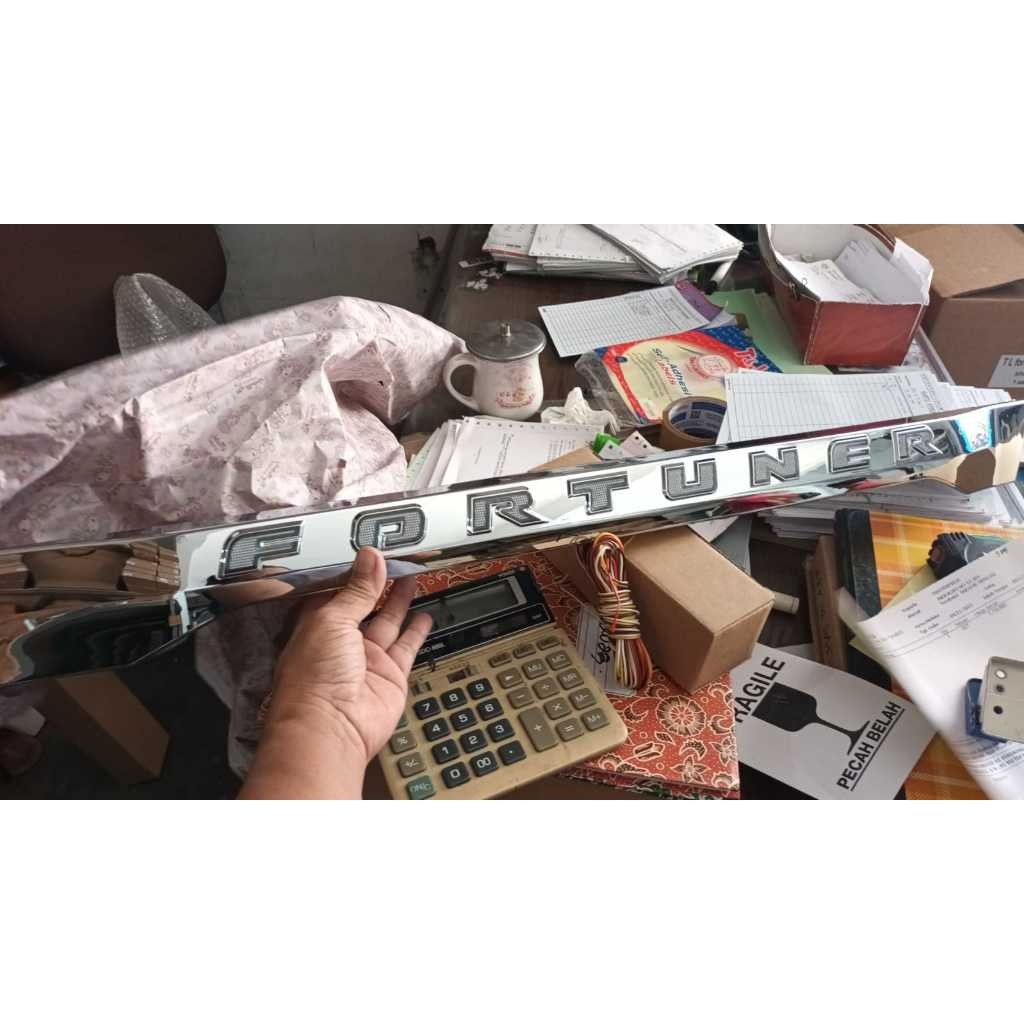 TRUNKLID LED FORTUNER 2012 UP