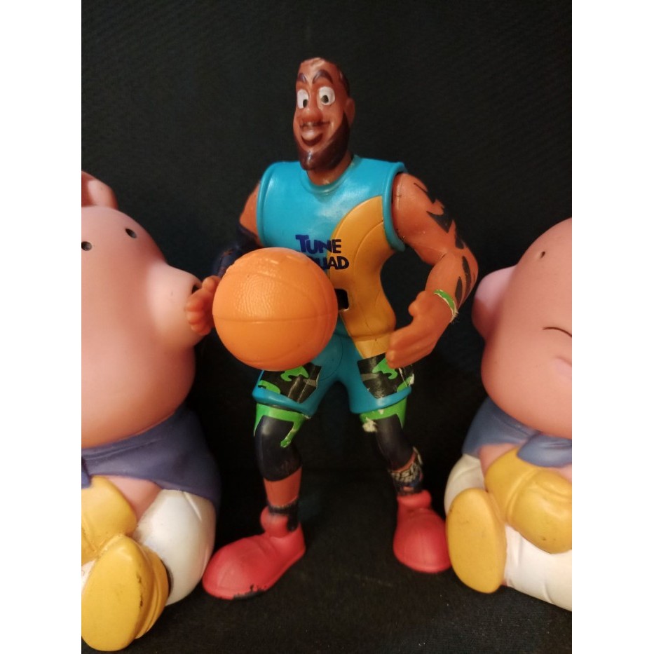 happy meal mcdonald space jam a new legacy le bron james