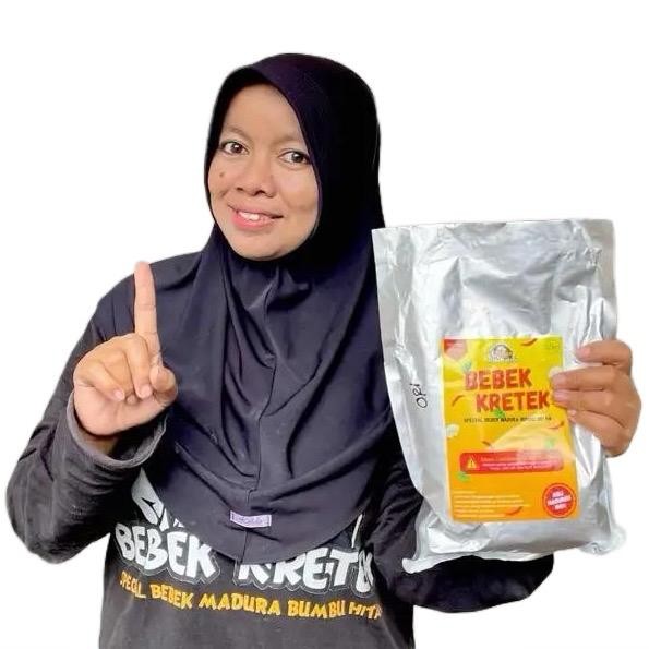 

NEW! BEBEK KRETEK MADURA - BUMBU HITAM - 1 EKOR KEMASAN